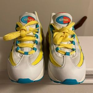 Nike AirMax 95 boys size 3 great condition